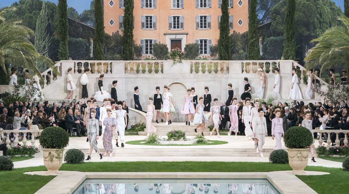 Показ Chanel Haute Couture весна 2019 в Париже - грандиозно и шикарно! chanel haute couture