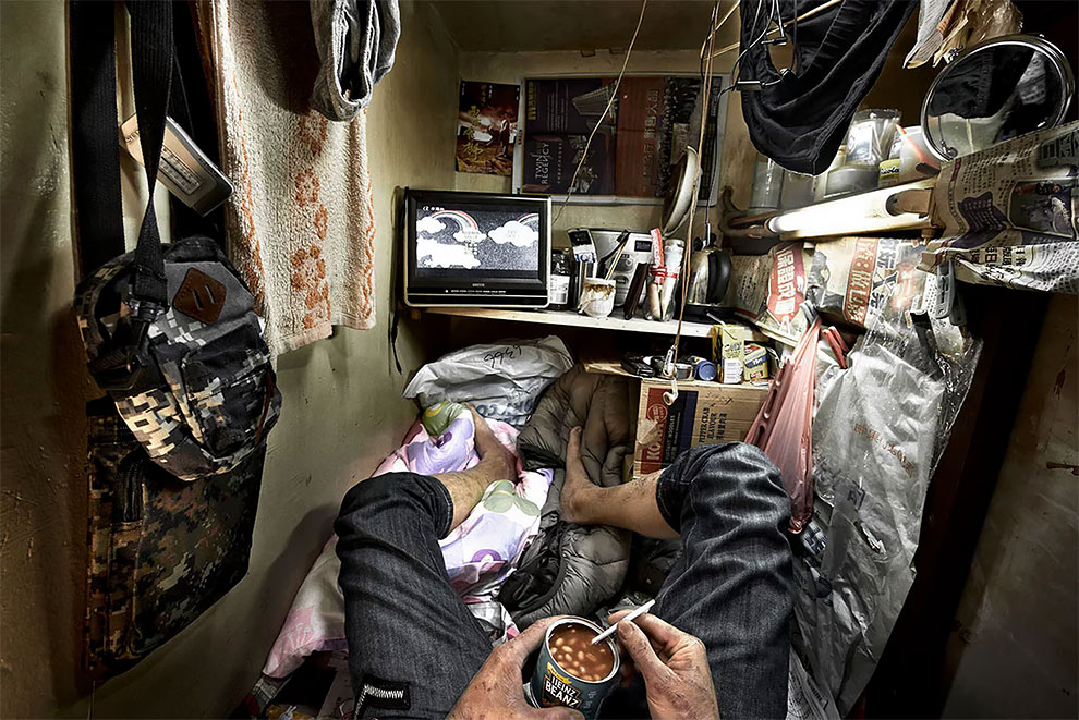 Жизнь в коробке: внутри гонконгских крошечных квартир архитектура