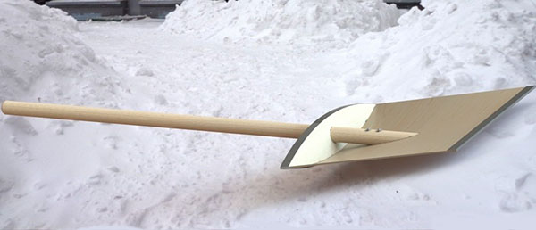 Міцна і зручна лопата для снігу своїми руками - nb.kr